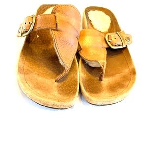 Ugg Birkenstock style sandal size 7